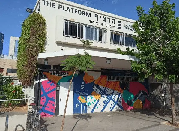 גרפיטי במרחב ציבורי בנווה שאנן – אמנות שמהווה חיבור קהילתי וחיזוק מותג בשטח